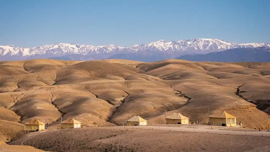 Désert d'Agafay, paysage rocheux aride, Marrakech